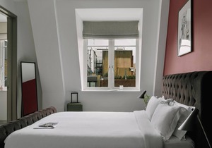 Sonder The Arts Council | Three-Bedroom Apartment in Westminster