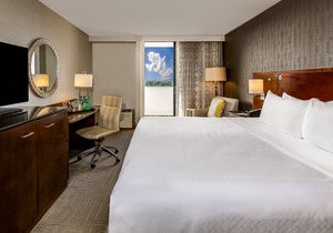 Sonesta Charlotte Executive Park
