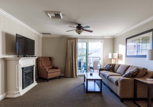 South Mountain Resort, Lincoln, New Hampshire, 2 Bedroom Suite