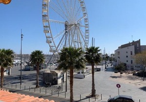 Spacieux T3 avec piscine et parking près du port - FR-1-607-10