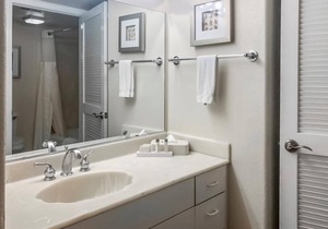 Spacious Accommodation w/Kitchen | Close to Nearest Beach + Outdoor Pool
