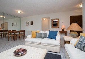Spacious and Comfortable 2BD/2BT Apartment in Kendall