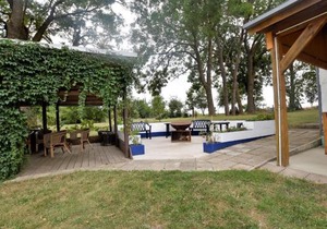 Spacious Apartment in Boddin with Garden
