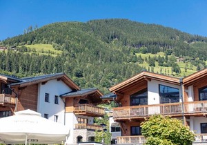 Spacious apartment in Piesendorf with sauna