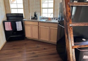 Spacious Double Loft Cabin Near Lake Greeson Pet-Friendly– Sleeps 8