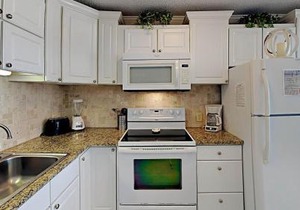 Spacious Oceanfront Condo with Direct Beach Access