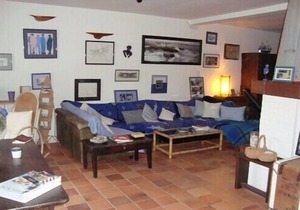 Spacious villa in ILE TUDY