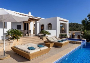 Special offer: Villa Almond with sea view