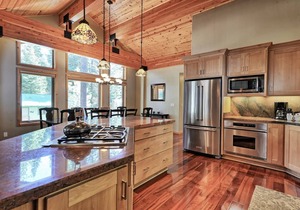 *Special* Tahoma Family Home~Lake Tahoe~Deck~Beach