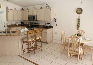 Splendid 3 Bed Villa in Windward Cay