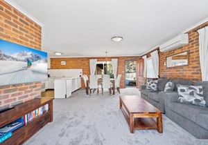 Sponars Onshore - 2BR Apartment l Pet-Friendly l WiFi l Air-Con l Fenced Backyard