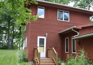**SPRING DISCOUNT!** (See description) Updated Lake House with Private Beach!