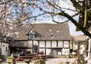 SpringCottage in the Cotswolds lovingly restored period property & pet friendly