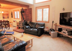 Stand Alone three floor home in the the White Mountains in the Waterville Estates