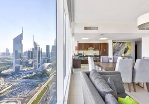 Standard 2 Bedroom Apartment Near WTC Metro
