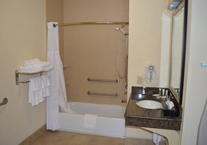 Staybridge Suites Milwaukee West-Oconomowoc, an IHG Hotel