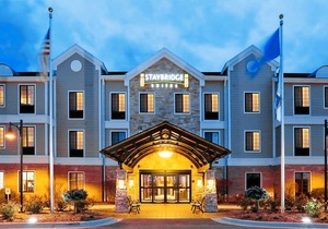 Staybridge Suites Milwaukee West-Oconomowoc, an IHG Hotel