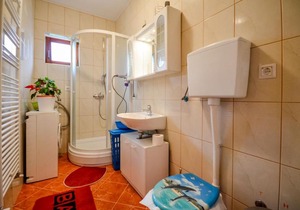 Strmac Apartment Sleeps 5 Pool Air Con WiFi