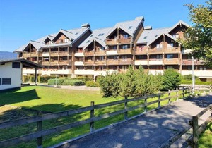 Studio avec Mezzanine au Centre-Village, 100m de Navette Ski, 4 Pers., Équipé et Confortable - FR-1-624-58