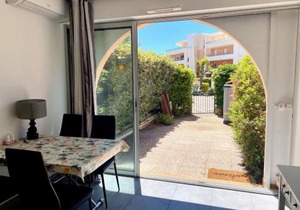 Studio cabine rénové à 250m de l'étang de Thau avec jardinet et parking privé - FR-1-604-3