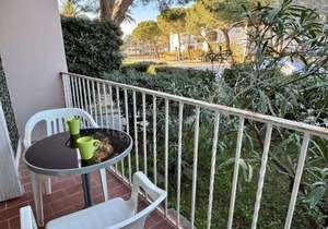 Studio cosy à 300m de la plage avec balcon, TV et proche commodités à Argelès-sur-Mer - FR-1-225-235