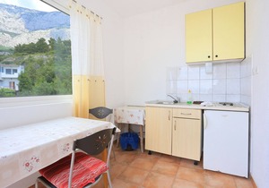 Studio flat with terrace Tučepi, Makarska (AS-6695-b)