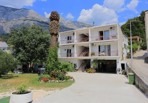 Studio flat with terrace Tučepi, Makarska (AS-6695-b)