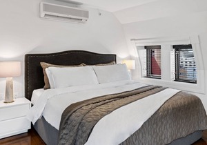 Studio in Historic Urban Castle | Brexton Hotel