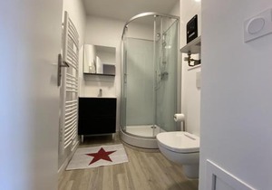 Studio neuf en front de mer avec terrasse et parking, idéal pour 3 personnes - FR-1-474-147