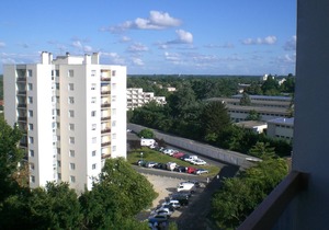 Studio with balcony and parking in quiet residence
