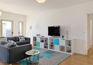 Stunning 2 BDR Apt Sleeps 4 nr Entrecampos