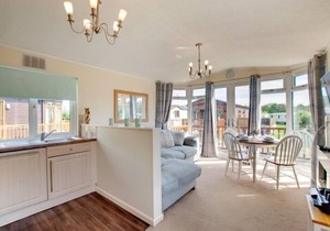 Stunning 3-Bed Hot Tub Lodge, Northumberland