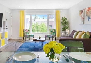 Stunning 3 Bedroom Apt, 20 min to Midtown NYC