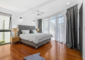 Stunning Beach Front Villa At Castaway Cove