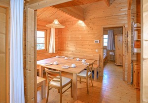 Stunning home in Hayingen with Sauna and 3 Bedrooms