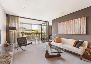 Stylish 1 bdrm Camperdown - Car park, Gym & Pool