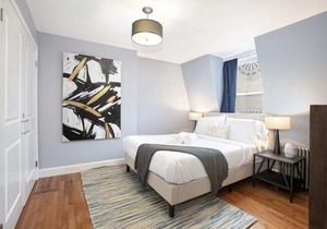 STYLISH 3BR/1BA DUPLEX- 15 MINS TO NYC!! SLEEPS 8!!