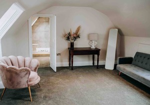 Stylish and spacious Apartment in the heart of Historic Market town of Beverley.