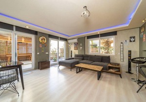 Stylish Duplex with Garden and Gazebo in Muratpasa