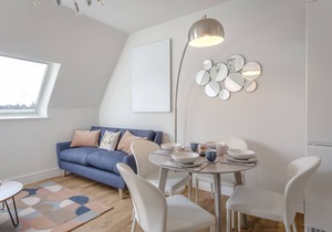 Stylish & Modern: Central Hitchin - with Parking