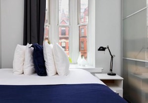 Stylish Studio on Newbury St #3