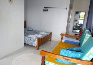 Suíte 2 com piscina e wi-fi em Caraguatatuba