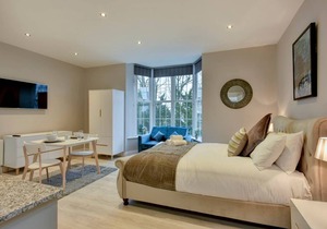 Suite 4 at 31 Meridian- Hopewell