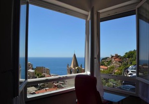 Suite 5 Terre-Sea View