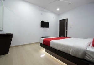SUITE ROOM 2-S G INTERNATIONAL