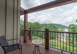 Suites at Silver Tree A307: One Bedroom and Loft Suite, Private Balcony, Great V