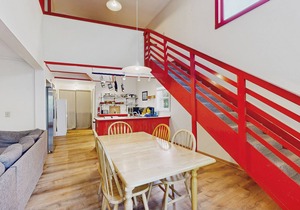 Sunlit cottage next to Acadia - sparkling full kitchen - 1 mile to downtown