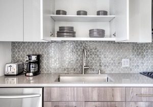 Sunny Mountain View Studio w/Gym & W/D, near 280 & 101, by Blueground