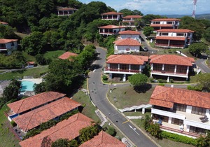 Sunny Villa w/Oceanview, Shared Pools, Central A/C, & Private Beach Access