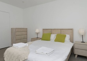 Sunset Place Apartments-The Green